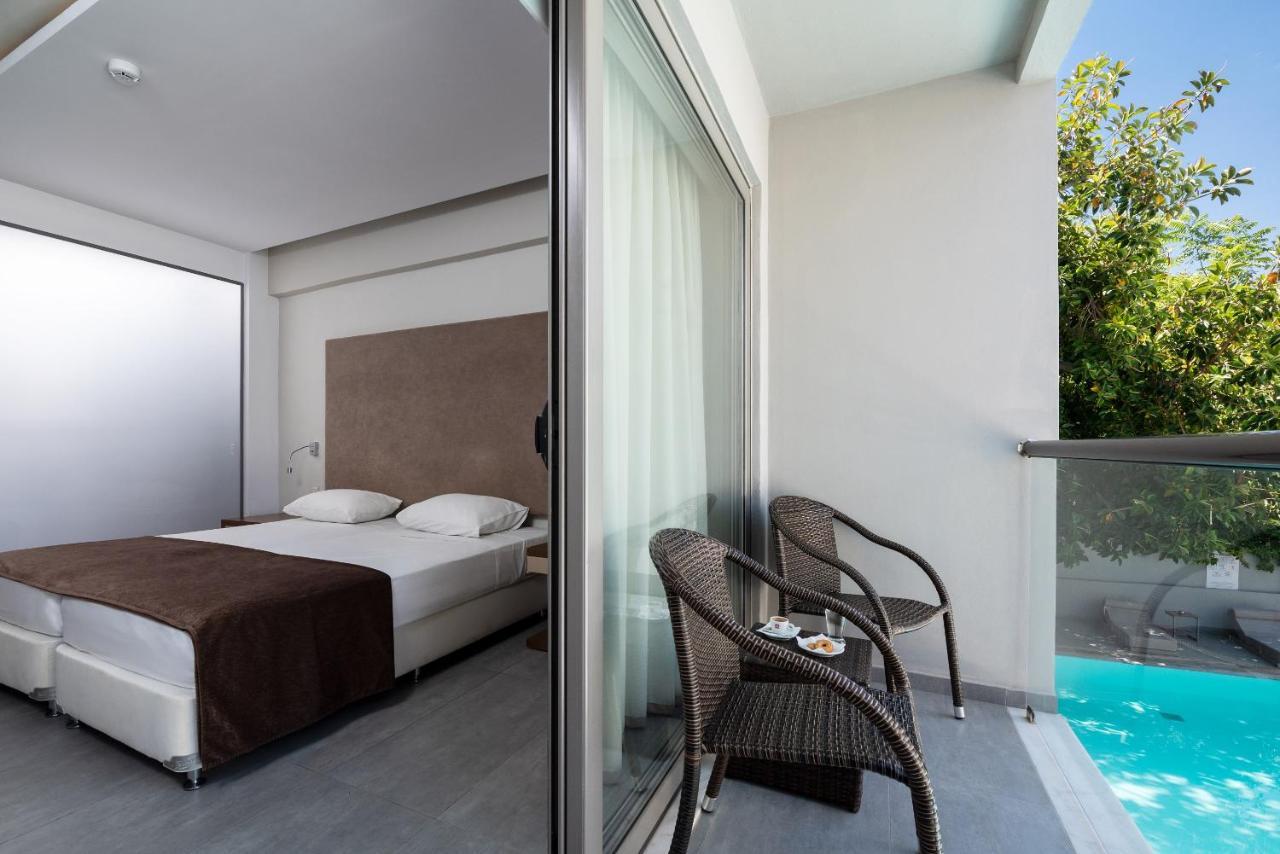 Oktober Downtown Boutique Hotel Rhodes City ภายนอก รูปภาพ