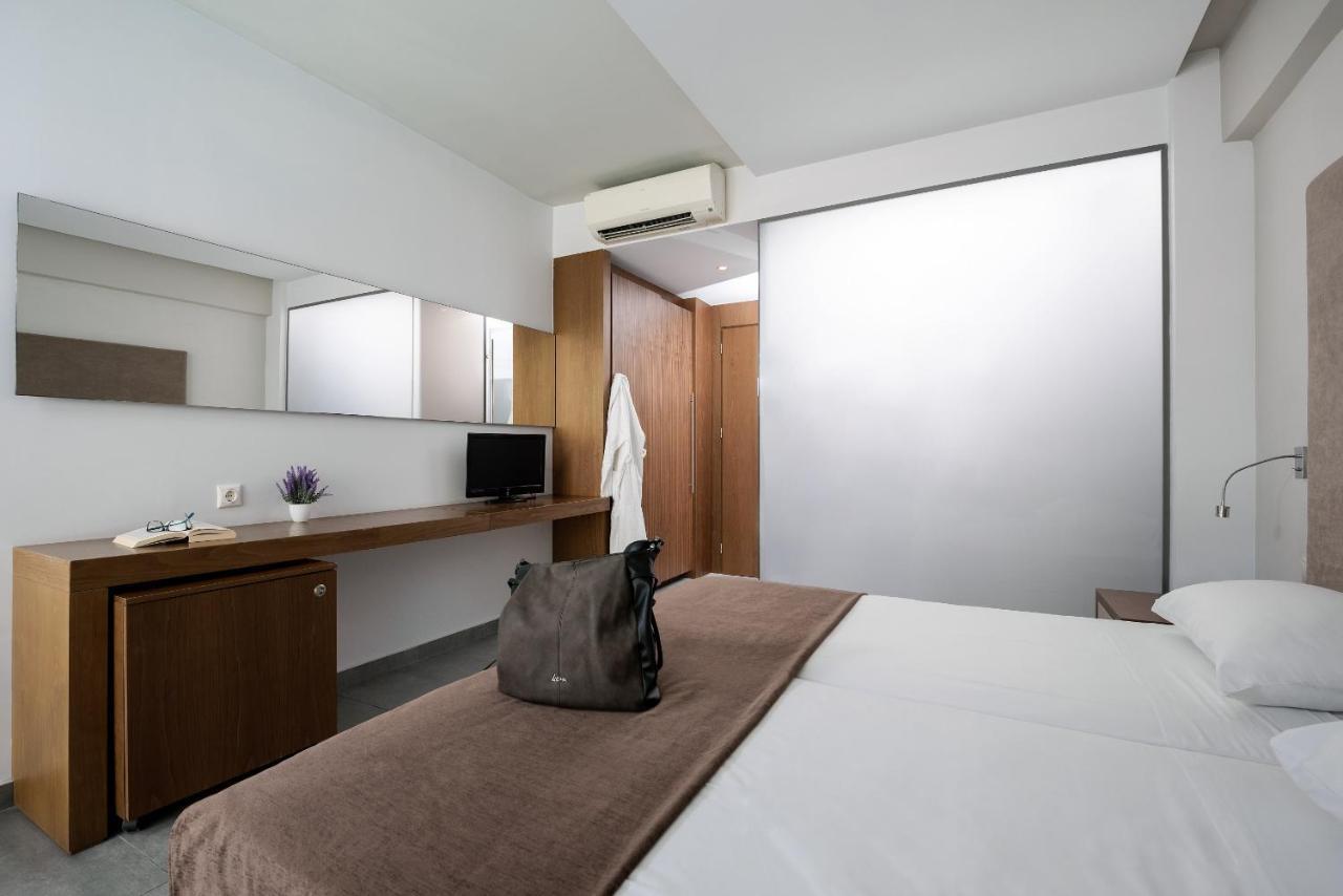 Oktober Downtown Boutique Hotel Rhodes City ภายนอก รูปภาพ