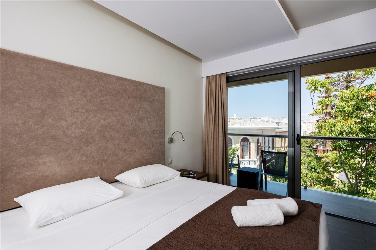 Oktober Downtown Boutique Hotel Rhodes City ภายนอก รูปภาพ