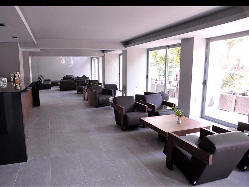 Oktober Downtown Boutique Hotel Rhodes City ภายนอก รูปภาพ
