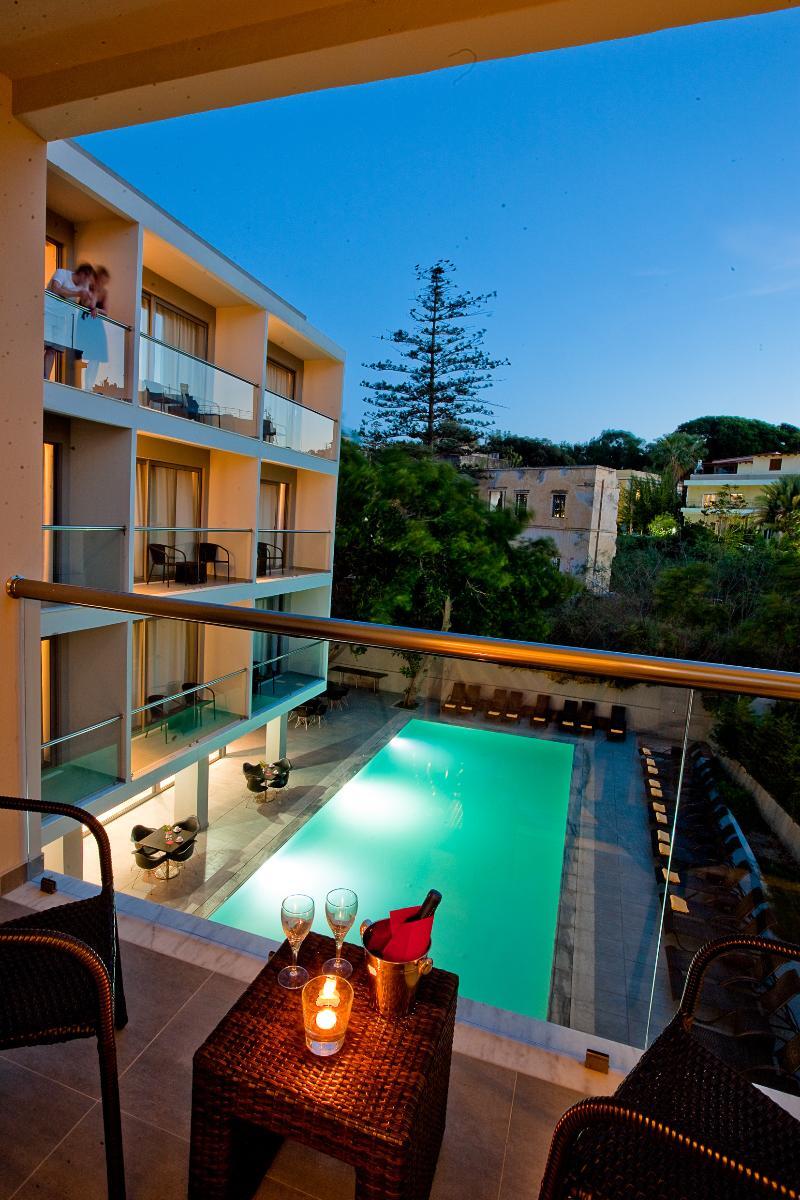 Oktober Downtown Boutique Hotel Rhodes City ภายนอก รูปภาพ